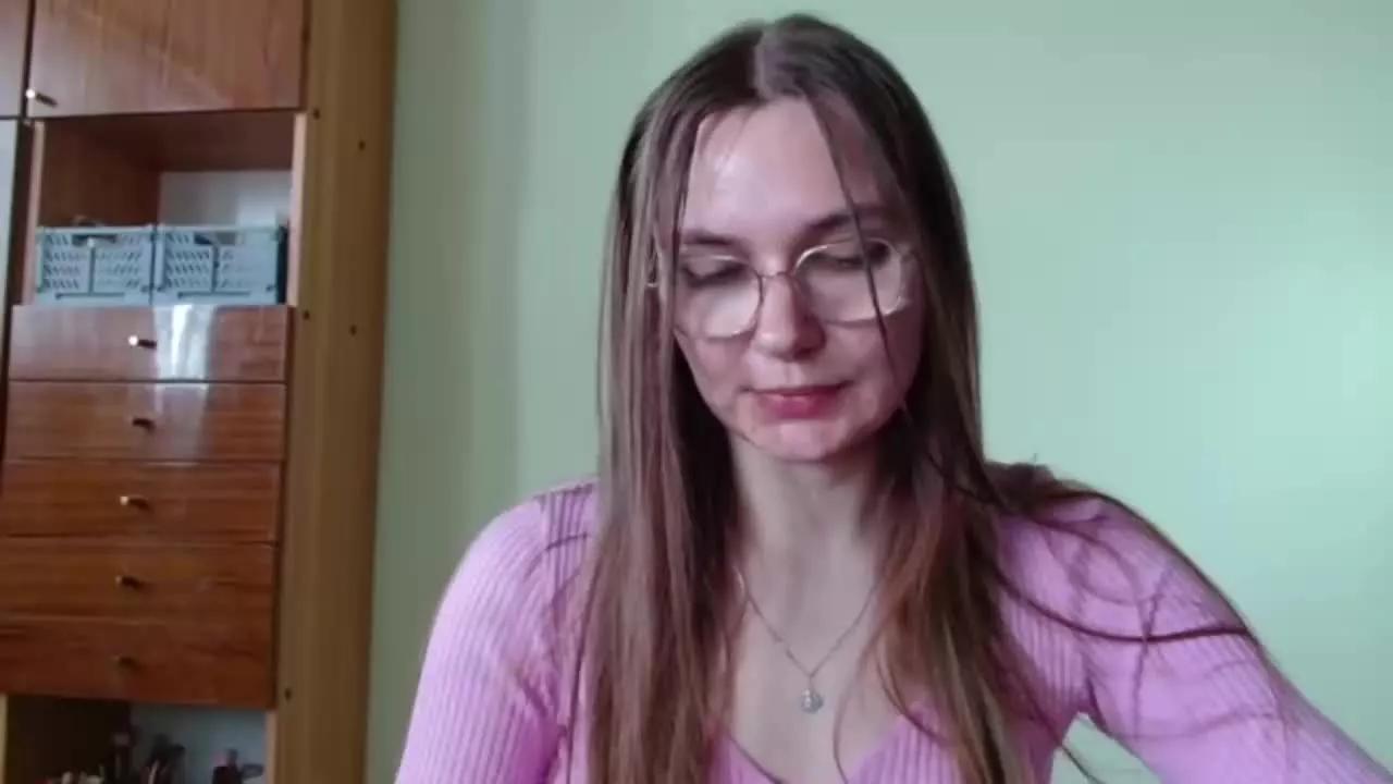 tastyELLYY on Streamray 