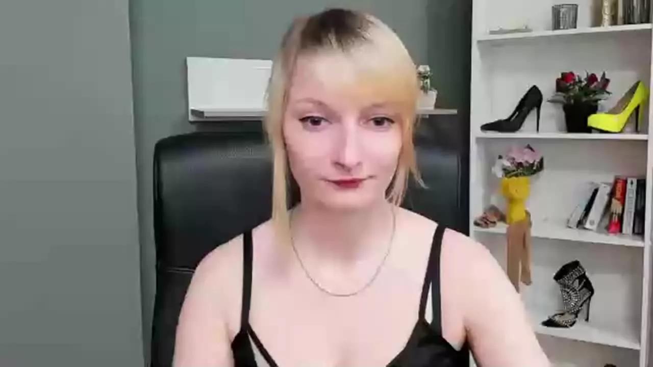 TeaseBlair on Streamray 