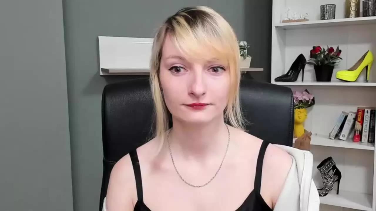 TeaseBlair on Streamray 