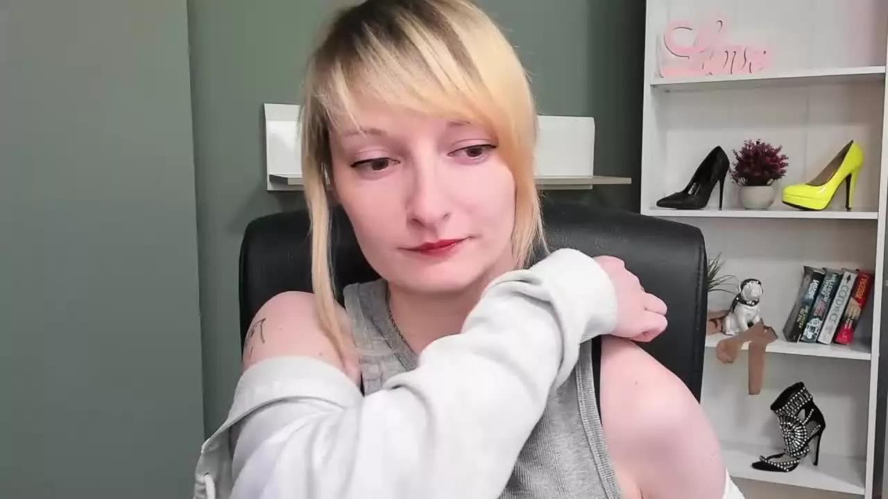 TeaseBlair on Streamray 