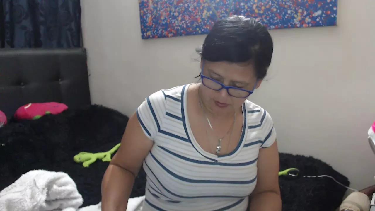 Violetmilf on Streamray 