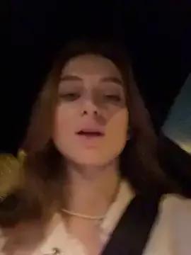 Freechat -AngelAri- on StripChat