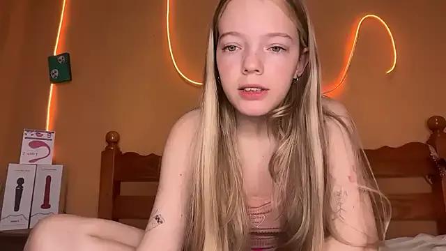 Explore -veranito-, they want to masturbate for you -veranito- from StripChat