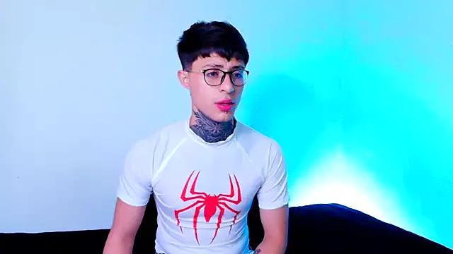 Freechat 7_Saturno_7 on StripChat