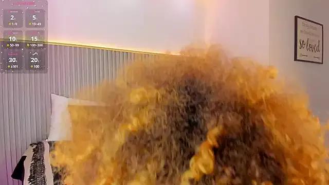 Freechat _CurlyGirl_ on StripChat