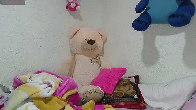 _Dulcinea777 on StripChat 