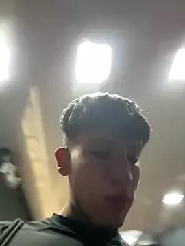 Freechat _Tomy08calderon on StripChat