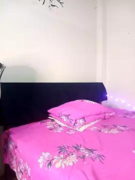 Aashixxx12 on StripChat 