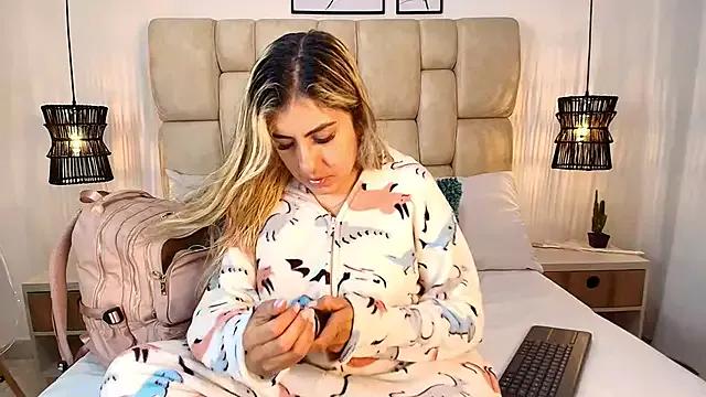 Sexy AdharaSmithh from StripChat AdharaSmithh from StripChat