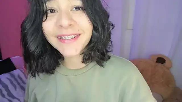 Freechat agnes_213 on StripChat