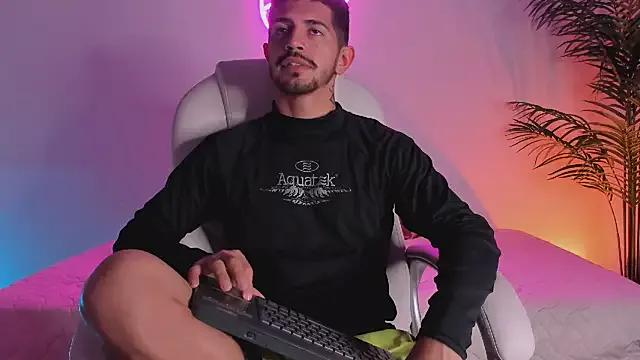 AlejandroStormm on StripChat 