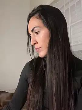 Freechat alessandra-a on StripChat