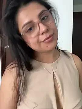 AliceGarc on StripChat 