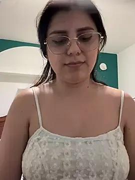 AliceGarc on StripChat 