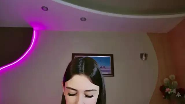 Alisha_Shy on StripChat 