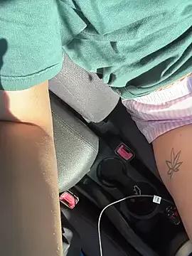 Watch AllesandraLove, they want to masturbate for you AllesandraLove from StripChat