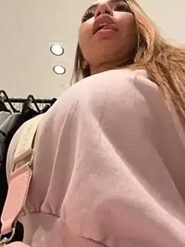 Freechat Alyssa_76 on StripChat