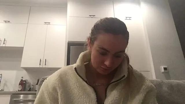 Freechat Alyssa_rhoades on StripChat