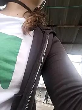 Freechat Alysson-- on StripChat