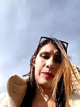 Freechat Alysson-- on StripChat