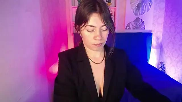 AnnaliOlsenX on StripChat 