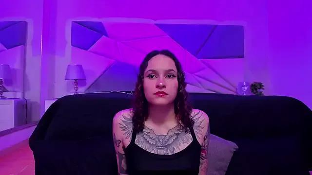 AnnyThompson_ on StripChat 
