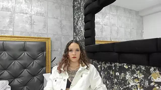 AnnyThompson_ on StripChat 