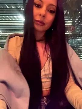 ArianaTurner on StripChat 
