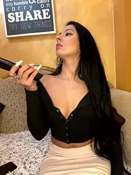 ArianaTurner on StripChat 