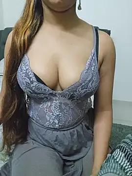 Discover StripChat's Awesomelusty Awesomelusty from StripChat