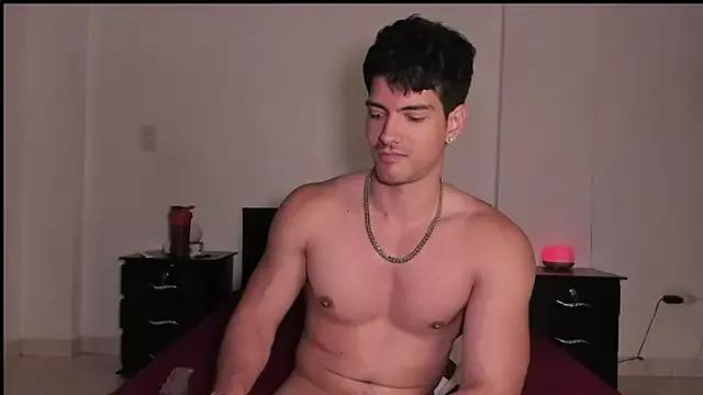 bbbeachboy on StripChat 
