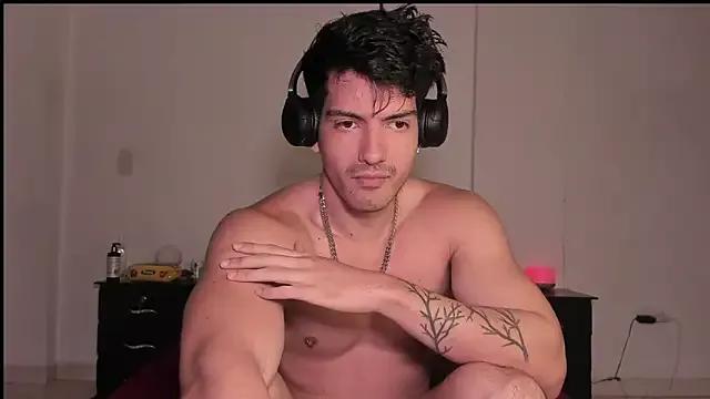 bbbeachboy on StripChat 