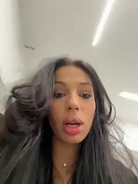 Discover sweet performer Bella_Vixen_ Bella_Vixen_ from StripChat