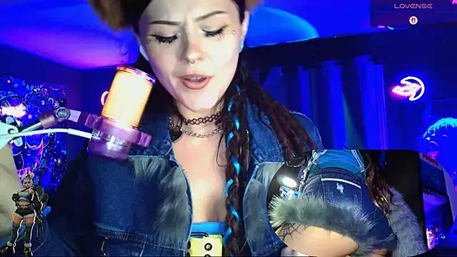 BlaizeyBBy on StripChat 