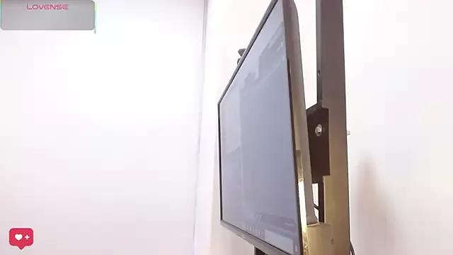 Bonniie_22 on StripChat 