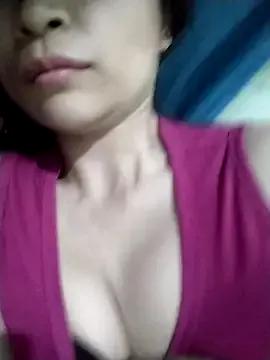 Callme213 on StripChat 