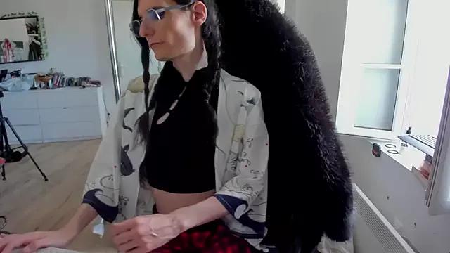 Freechat CeriseLapine on StripChat