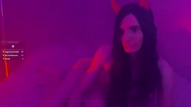 Freechat CeriseLapine on StripChat