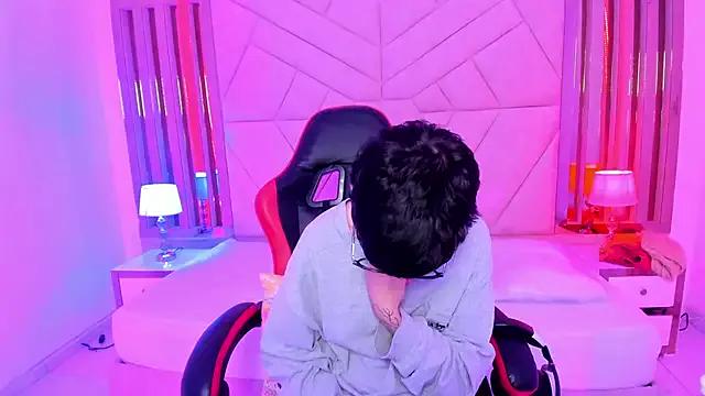 Discover StripChat's CharlieTaylor__ CharlieTaylor__ from StripChat