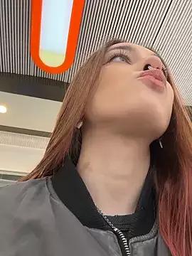 Group Cherry____Pie on StripChat