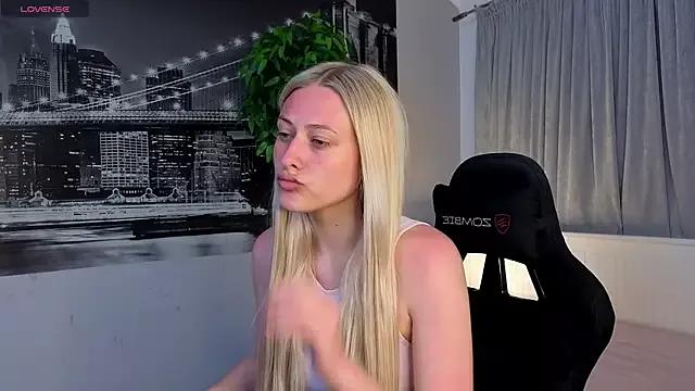 Freechat ChristyMarshall on StripChat