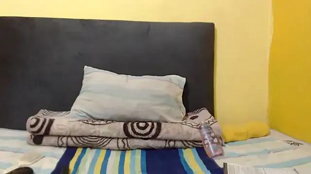 Watch sexy camslut ChubbyBitch26 ChubbyBitch26 from StripChat