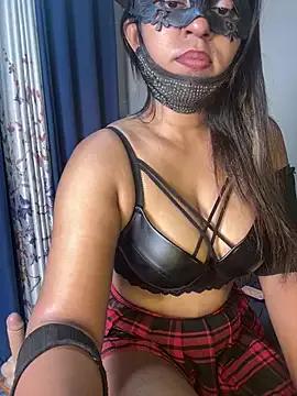 Cinderella-98 on StripChat 