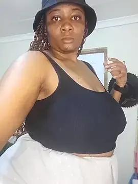 Freechat CocoBootyyy on StripChat