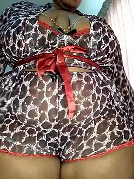 Freechat CocoBootyyy on StripChat