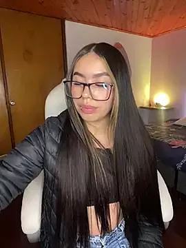 Cristina_pinkk on StripChat 