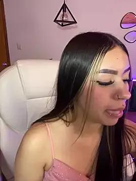 Cristina_pinkk on StripChat 