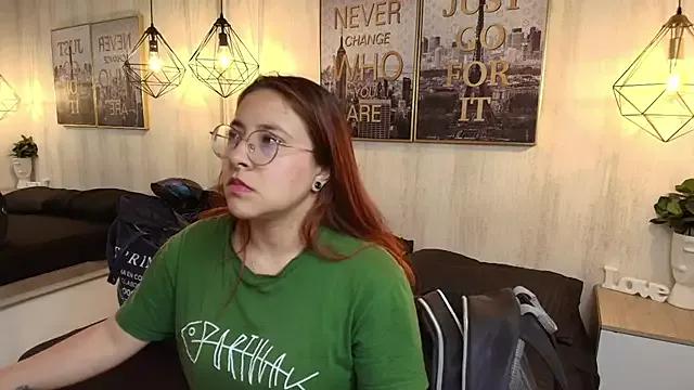 Crystal_rennie on StripChat 