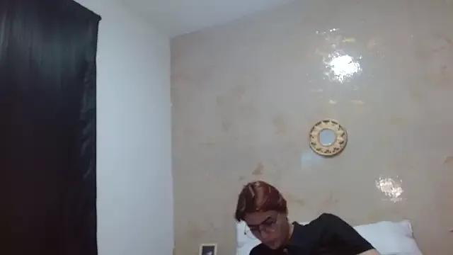 Crystal_StarX on StripChat 