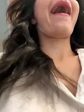 Freechat Cum_girlss on StripChat